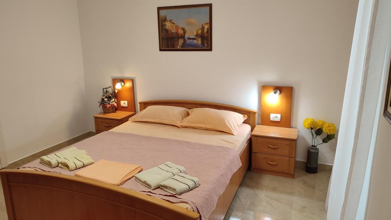 Apartments Familia Budva Exterior photo