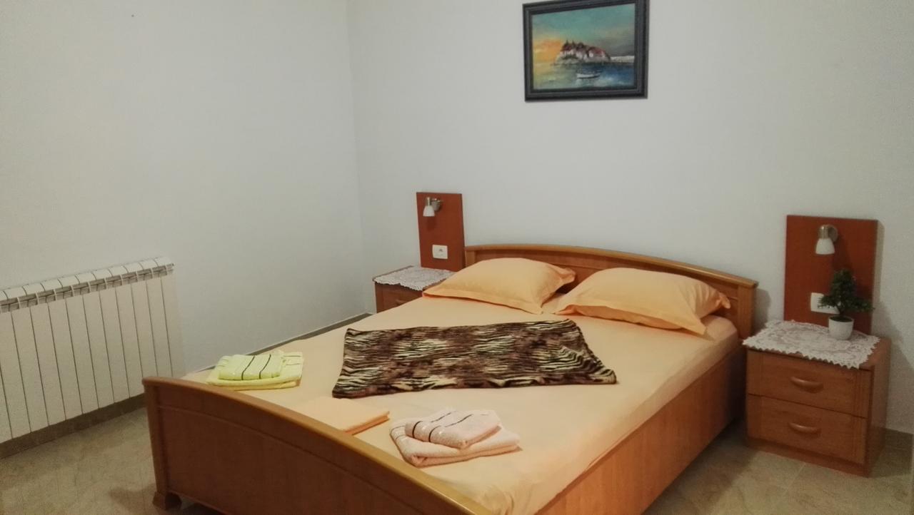 Apartments Familia Budva Exterior photo